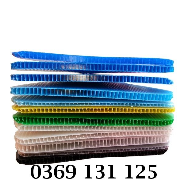 Tấm nhựa danpla thường nhiều màu bền dai, chống thấm hiệu quả