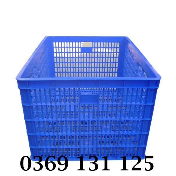 Thiết kế tay cầm giúp vận chuyển hàng dễ dàng với sóng nhựa HS015