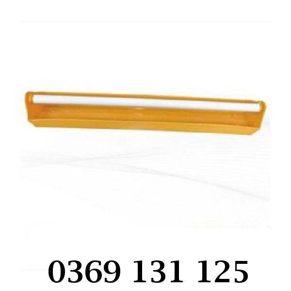 Máng nhựa quay thiết kế hiện đại, thuật tiện trong chăm sóc vật nuôi