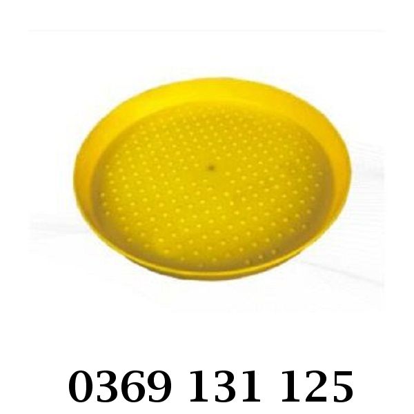 Mâm nhựa cho gà ăn tiện dụng, bền đẹp vượt thời gian